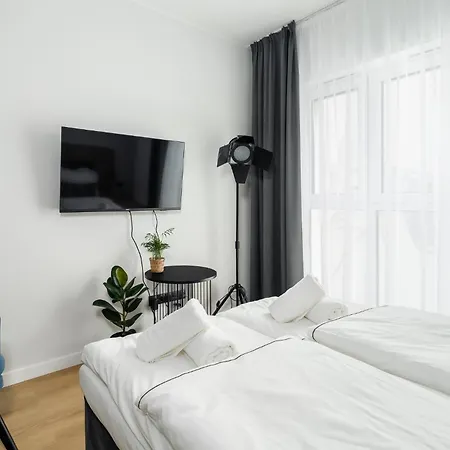 Apartment Charlie - Plac Wolnosci W Poznaniu Poznan